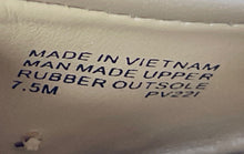 Load image into Gallery viewer, Michael Kors Womens Beige Faux Leather Round Toe Slip-On Ballet Flats Size 7.5M
