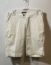 Load image into Gallery viewer, Psycho Bunny Mens White Flat Front Slash Pocket Chino Shorts Size 30
