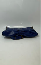 Load image into Gallery viewer, Matt By Matt &amp; Nat Womens Blue Leather Single Strap Pockets Slouchy Shoulder Bag
