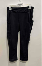 Load image into Gallery viewer, Lululemon Womens Black Pockets Pull On Elastic Waist Cropped Leggings Size 8
