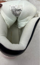Load image into Gallery viewer, American Eagle Outfitters Mens White Black Leather Lace-Up Sneaker Shoes Size 6
