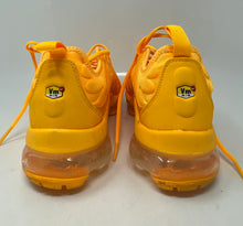 Load image into Gallery viewer, Authentic Nike Womens Air VaporMax Plus CW7011-800 Yellow Sneakers Shoes Sz 7.5
