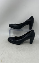 Load image into Gallery viewer, Ecco Womens Black Leather Round Toe Block Slip-On Pump Heels Size 36
