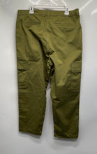 Load image into Gallery viewer, Michael Kors Womens Green Flat Front Pockets Straight Leg Cargo Pants Size 16
