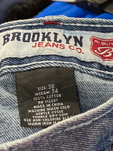 Load image into Gallery viewer, Brooklyn Jeans Co. Mens Blue Denim 5-Pocket Design Wide-Leg Jeans Size 38
