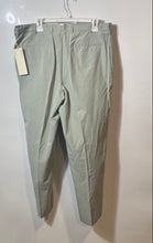 Load image into Gallery viewer, Perry Ellis Mens Green Flat Front Pockets Regular Fit Dress Pants Size 36 w/ Tag
