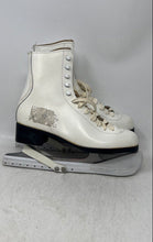 Load image into Gallery viewer, Bauer Womens White Winter Sports Lace-Up Ice Blade Figure Skates Size 6
