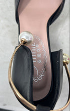 Load image into Gallery viewer, Annik Womens Black Leather Slip-On Pointed Toe D'Orsay Heels Size EUR 39
