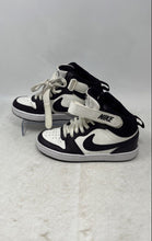 Load image into Gallery viewer, Nike Boys Court Borough Mid 2 White Black Lace-Up Sneaker Shoes Size 3.5Y
