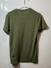 Load image into Gallery viewer, Guess Mens Green Short Sleeve V-Neck Collarless Pullover T-Shirt Size XS
