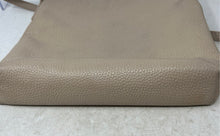 Load image into Gallery viewer, Kate Spade New York Womens Chester Street Dessi Cream And White Crossbody Purse
