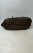 Load image into Gallery viewer, Michael Kors Womens Brown &amp; Cream Monogram Jet Set Travel Shoulder Tote Bag
