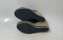 Load image into Gallery viewer, Karl Lagerfeld Paris Womens Corissa Black Leather Espadrille Sandals Size 7
