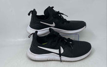 Load image into Gallery viewer, Nike Womens Free TR 8 Black White Low Top Lace-Up Sneaker Shoes Size 8
