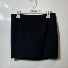 Load image into Gallery viewer, Zara Basic Womens Black Low Rise Back Zip Short Mini Skirt Size Medium
