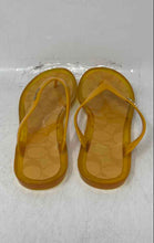Load image into Gallery viewer, Coach Womens Nisa Yellow Jelly Slip-On Flat Flip-Flop Sandals Size 6
