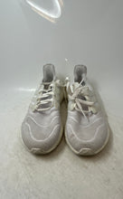 Load image into Gallery viewer, Adidas Mens Ultraboost 22 White Low Top Lace-Up Sneaker Shoes Size 7.5
