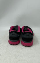 Load image into Gallery viewer, Nike Womens Flex Run 512108-009 Gray Pink Black Sneaker Shoes Size 7 No Lace
