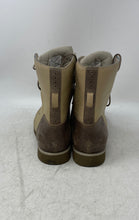 Load image into Gallery viewer, The North Face Womens Ballard Lace II Beige Leather Snow Boots Size 7.5
