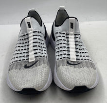 Load image into Gallery viewer, Authentic Nike Mens React Phantom Run Flyknit 2 Black White Sneaker Shoes 10.5
