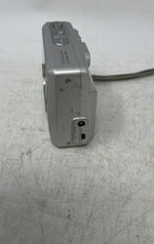 Load image into Gallery viewer, Minolta Dimage E323 Silver 3.2 MP Digital Camera With Carrying Case Not Tested
