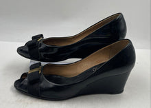 Load image into Gallery viewer, Authentic Salvatore Ferragamo Womens Black Wedge Pump Heels Size 10.5B Damaged
