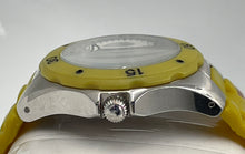Load image into Gallery viewer, Authentic Invicta Women's Yellow/Silver Tone Watch. Weight 68g
