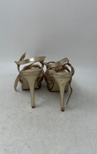 Load image into Gallery viewer, Steve Madden Womens Gold Leather High Stiletto Platform Heels Size 6 M
