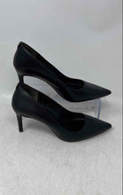 Load image into Gallery viewer, Michael Kors Womens Black Leather Pointed Toe Slip-On Pump Heels Size 6M
