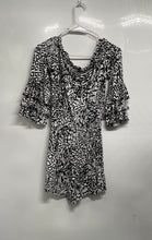 Load image into Gallery viewer, Lilly Pulitzer Womens Calla White Black Off The Shoulder One-Piece Romper Sz XXS
