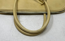 Load image into Gallery viewer, Pulicati Womens Beige Leather Inner Pockets Top Handle Satchel Handbag
