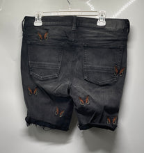 Load image into Gallery viewer, Pacsun Womens Black Denim Butterfly Embroidered Skinny Leg Cut-Off Shorts Sz 32
