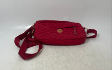 Load image into Gallery viewer, Tommy Hilfiger Womens Red Quilted Zipper Adjustable Strap Crossbody Handbag
