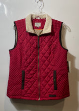 Load image into Gallery viewer, G.H. Bass &amp; Co. Womens Red Sleeveless Full-Zip Quilted Vest Size M With Tag
