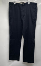 Load image into Gallery viewer, J.Crew Mens Black Flat Front Regular Fit Straight Leg Chino Pants Size W40/L34
