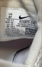 Load image into Gallery viewer, Nike Kids Air Presto 833875-100 White Low Top Lace-Up Sneaker Shoes Size 4Y
