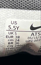 Load image into Gallery viewer, Nike Boys Air Max 200 AT5627-001 Black Lace-Up Low Top Sneakers Shoes Size 5.5Y
