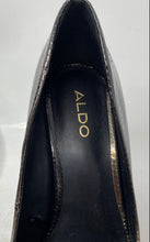 Load image into Gallery viewer, Aldo Womens Kriss Silver Tone Black Leather Pointed Toe Pump Heels Size 6
