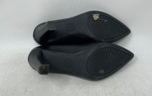 Load image into Gallery viewer, Michael Kors Womens Milly Flex Black Leather Pointed Toe Pump Heels Size 6M
