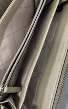 Load image into Gallery viewer, Michael Kors Womens Green Leather Card Holder Inner Pocket Zip-Around Wallet
