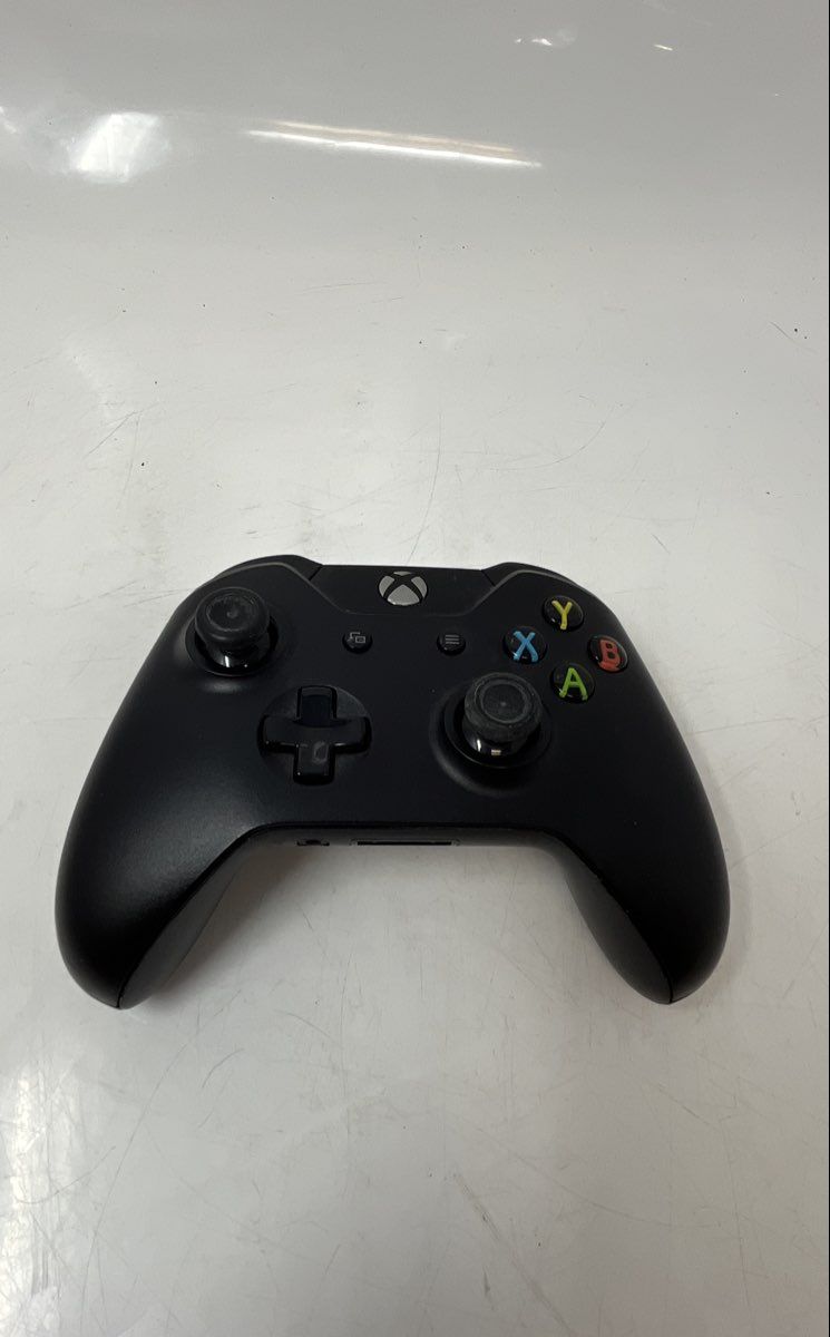 Microsoft Xbox One Black Gaming Bluetooth Wireless Controller Not Tested