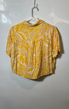 Load image into Gallery viewer, Forever 21 Womens Multicolor Floral Leaf Print Collared Cropped Blouse Top Sz M
