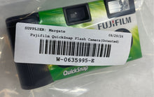 Load image into Gallery viewer, Fujifilm QuickSnap Flash One Time Use 35mm Film 27 Exposures Camera Untested
