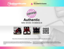Load image into Gallery viewer, Authentic Nike Mens Jordan 1 Retro High Black White Red Sneaker Shoes 11 Damaged
