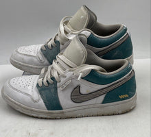 Load image into Gallery viewer, Authentic Nike Mens Air Jordan 1 Low White Green Sneaker Shoes Size 8.5 Damaged
