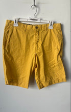 Load image into Gallery viewer, Banana Republic Mens Yellow Cotton Flat Front Slash Pockets Chino Shorts Size 33

