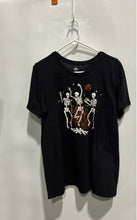 Load image into Gallery viewer, Way To Celebrate Girls Black Graphic Print Halloween Pullover T-Shirt Sz L 12-14
