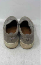 Load image into Gallery viewer, Steve Madden Womens Gills Gray Leather Round Toe Slip-On Sneakers Shoes Size 6M

