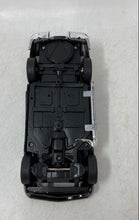Load image into Gallery viewer, Showcasts Black 1:24 Scale 1967 Chevrolet Corvette Diecast Model Car Toy
