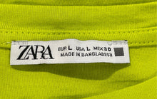 Load image into Gallery viewer, Zara Womens Green Round Neck Stretch Pullover T-Shirt Size Large
